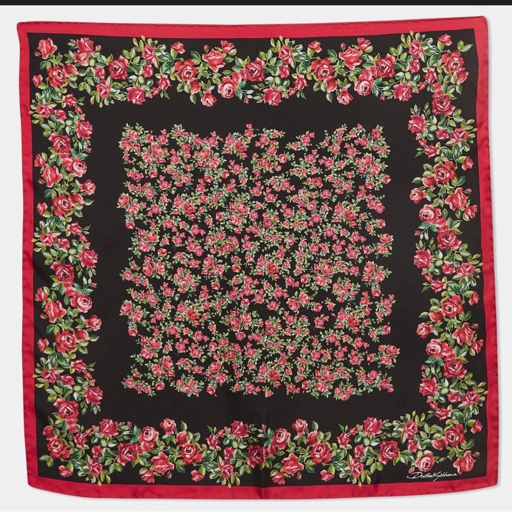 Dolce & Gabbana Silk scarf D&G 🌹
